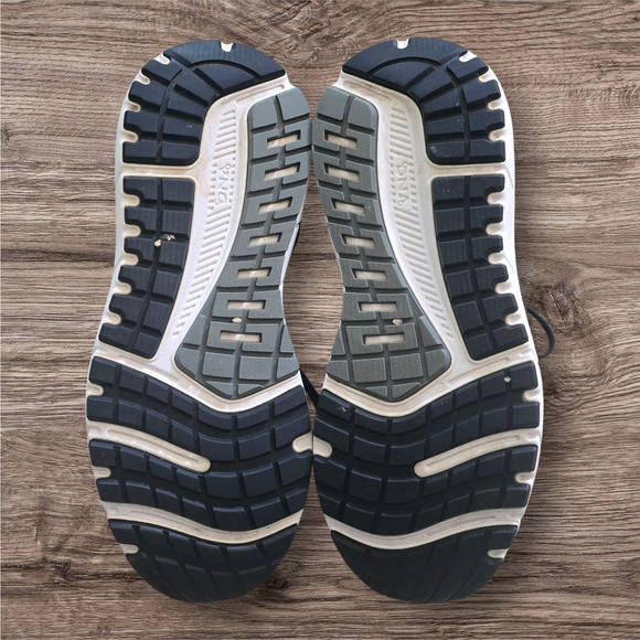 Brooks Men's Beast 20 Running Shoes Blk/Wht, Size 9 Wide (2E) - Picture 5 of 7